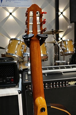 Yamaha SLG 130LAB