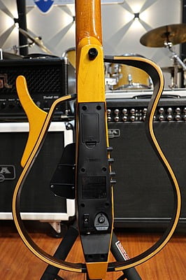 Yamaha SLG 130LAB