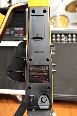 Yamaha SLG 130LAB