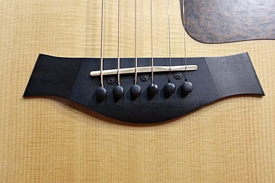 taylor 714ce ES2