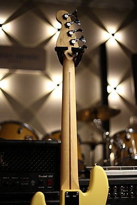Fender deluxe active jazz bass