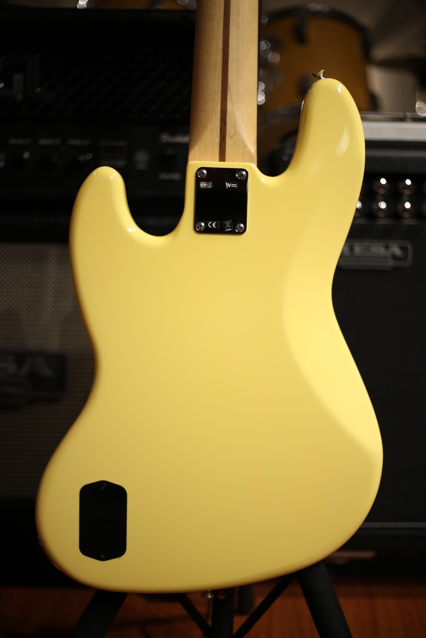 Fender deluxe active jazz bass