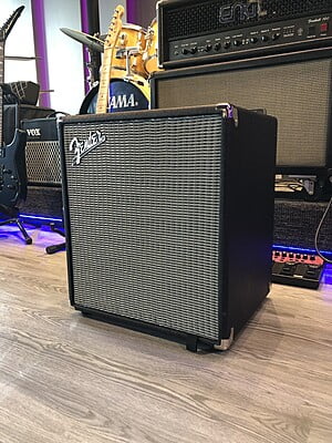 Amp Fender Rumble TM 100 Bass