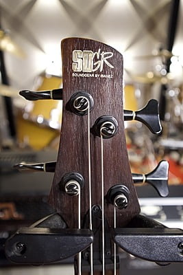 Bass Ibanez SR630