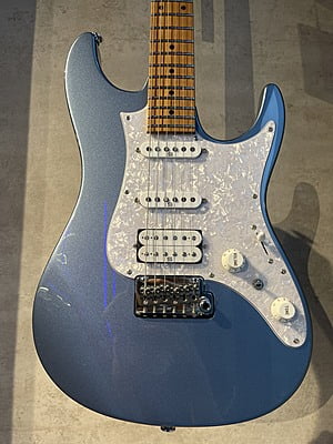 Ibanez az2204icm
