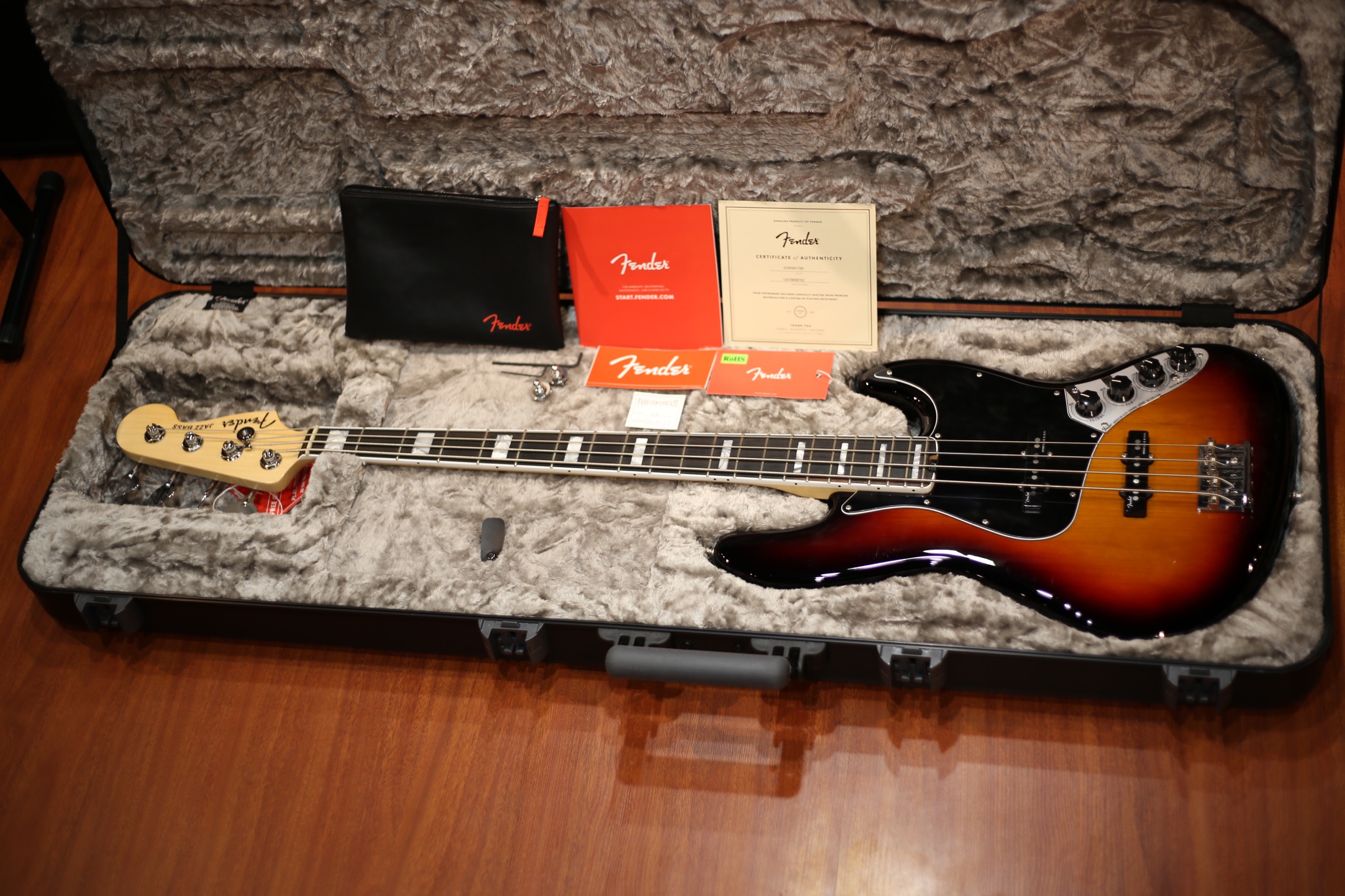 Fender elite jazz bass ebony