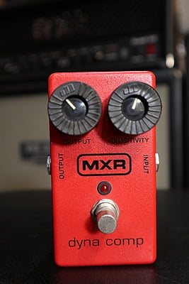 Fuzz MXR Dyna Comp red( hưởng)