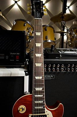 Gibson standard đỏ gụ