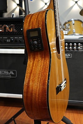 Aria A-35CE Aria A-35CE