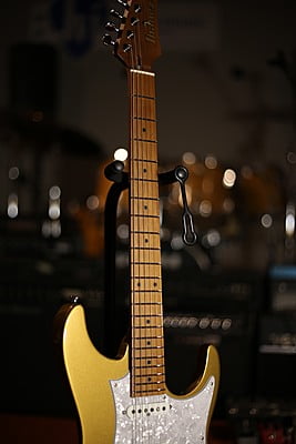 Ibanez az2204GD Limited 2018
