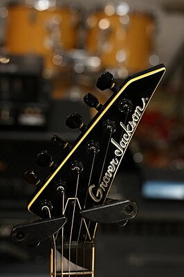 ESP E-II Arrow Đuôi Cá Đen