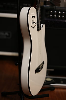Godin acs Grandconcert white limited( sơn time)