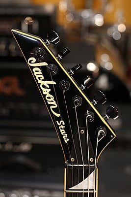 Jackson star tay trái
