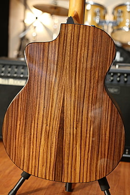 Taylor 214 ce plus