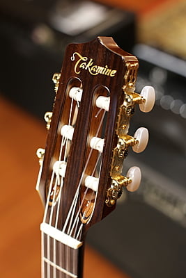 Takamine Classic PTU620NC
