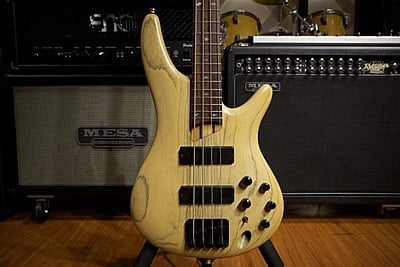 Bass Ibanez SR630