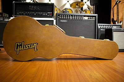 Gibson standard đỏ gụ