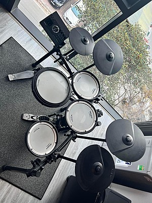 Roland TD17 KV-electro drum set