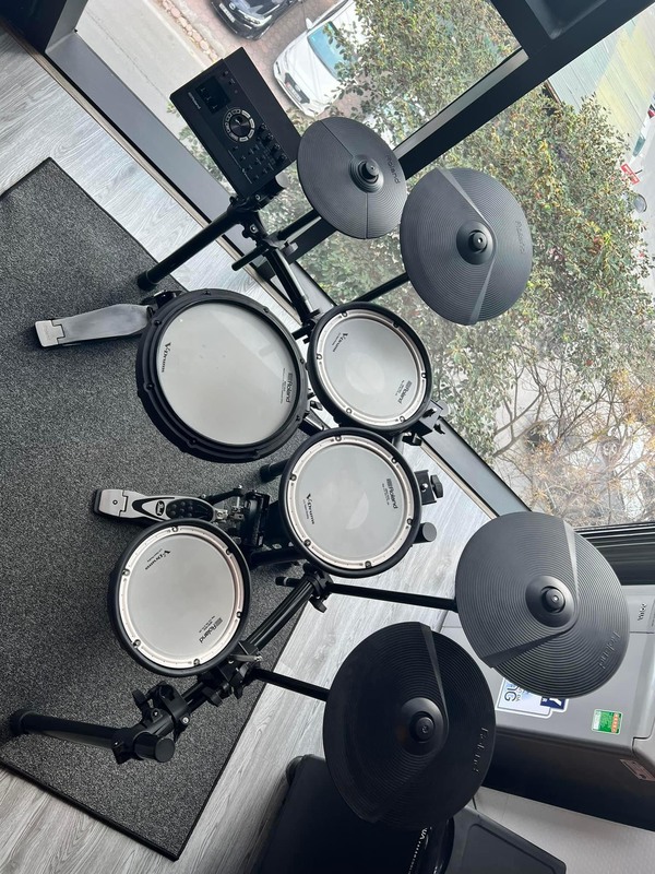 Roland TD17 KV-electro drum set Roland TD17 KV-electro drum set