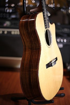 Taylor 914 ce-N Classic