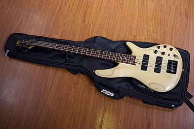 Bass Ibanez SR630