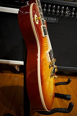 Gibson standard đỏ gụ