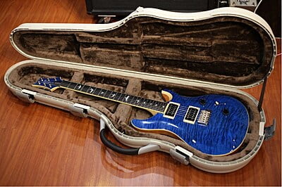 Hardcase prefox trắng