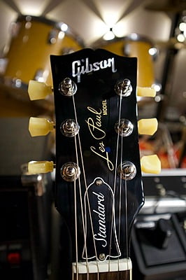 Gibson standard đỏ gụ