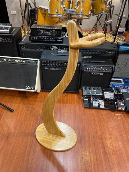 Chân treo gỗ