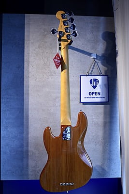 Fender American Professional II Jazz Bass V Fender American Professional II Jazz Bass V