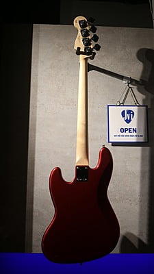 Fender special jazz bass