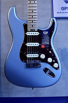 Fender American Elite Stratocaster HSS Shawbucker