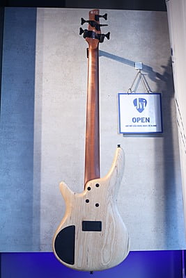 Ibanez ssr645 tkf