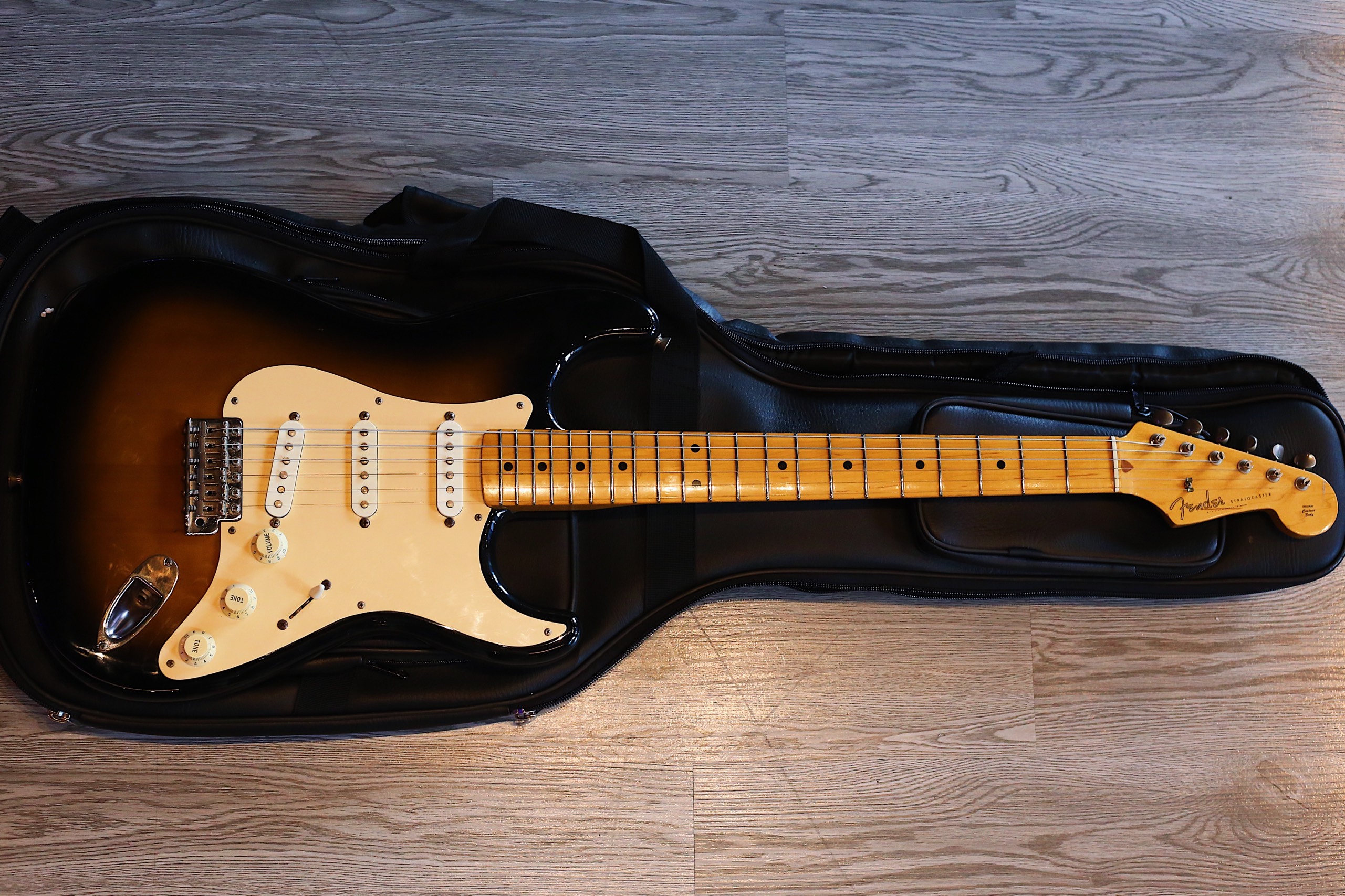 Fender ST-57