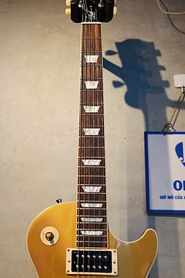 Slash "Victoria" Les Paul Standard Goldtop Gold Slash "Victoria" Les Paul Standard Goldtop Gold